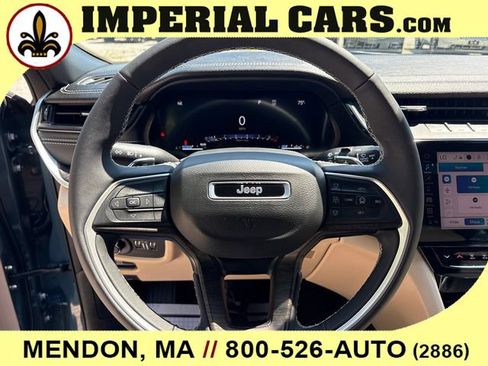 New 2026 Jeep Grand Cherokee Limited w/ Limited Altitude Package AWD/4WD image 24