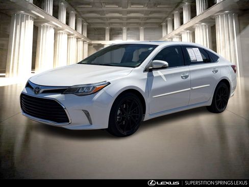 Used 2018 Toyota Avalon Touring w/ Carpet Mat Package image 9