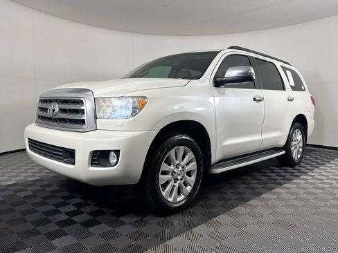 Used 2013 Toyota Sequoia Platinum image 44