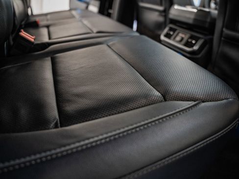 Certified 2023 Ford F150 Lariat w/ Equipment Group 502A High image 39