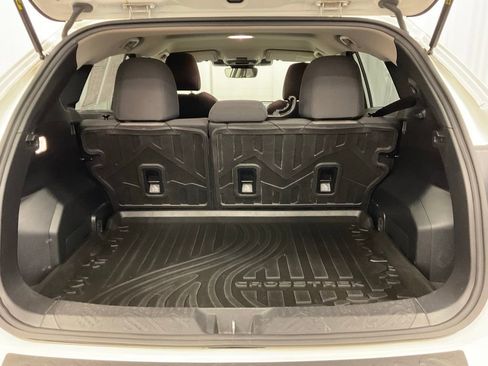 Used 2024 Subaru Crosstrek 2.0i Premium image 6
