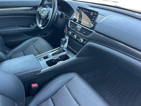 Used 2020 Honda Accord Sport image 15