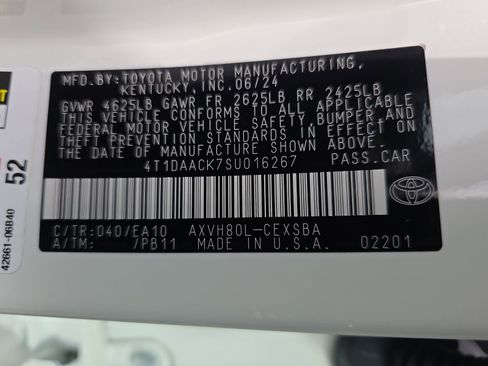 Used 2025 Toyota Camry SE w/ Multimedia Upgrade Package image 34