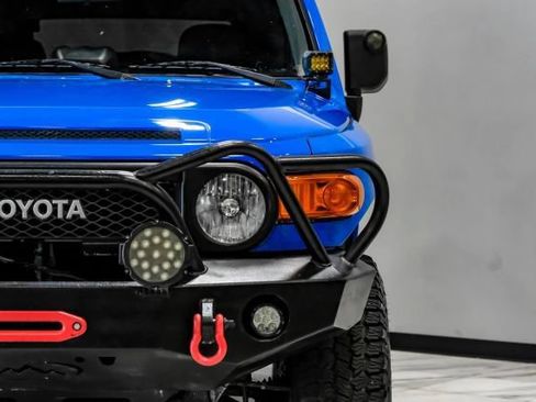Used 2007 Toyota FJ Cruiser 4WD w/ Upgrade Pkg 2 image 42