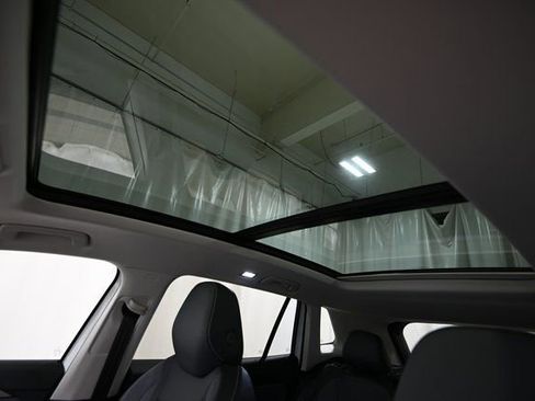 New 2026 Volkswagen Tiguan SE AWD/4WD image 23
