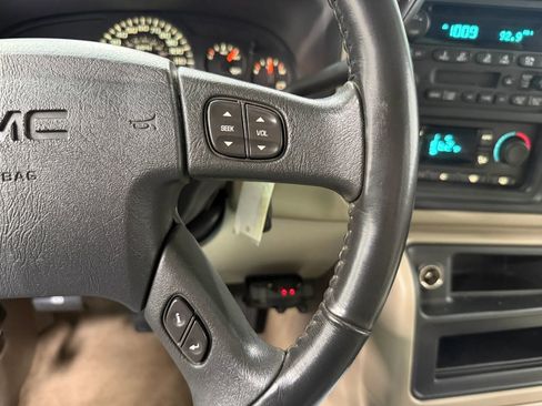 Used 2005 GMC Yukon SLT w/ SLT Preferred Equipment Group image 29