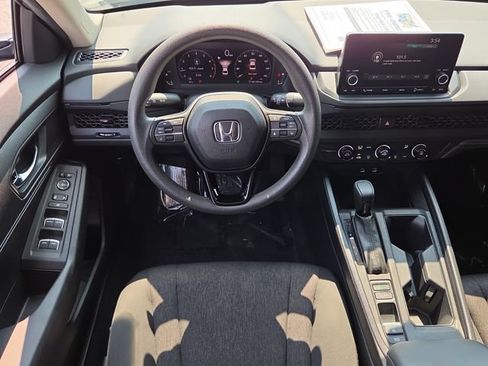 Used 2023 Honda Accord LX image 14