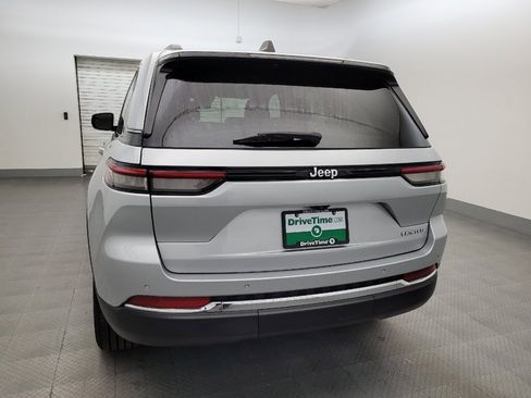 Used 2022 Jeep Grand Cherokee Limited RWD image 6