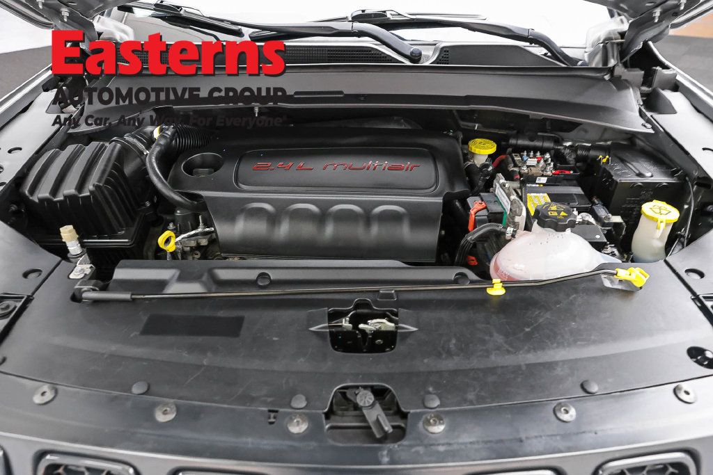 Used 2020 Jeep Compass Latitude AWD/4WD image 7