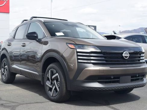 New 2026 Nissan Kicks SV FWD image 9