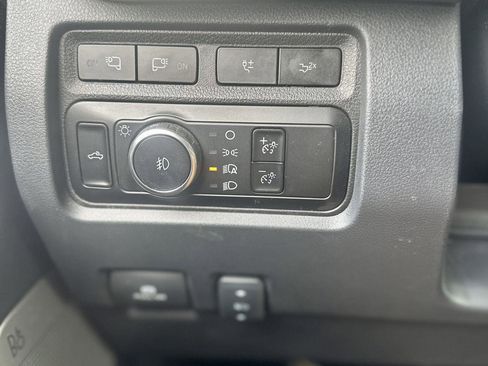 Used 2023 Ford F250 Lariat w/ Sport Appearance Package image 20