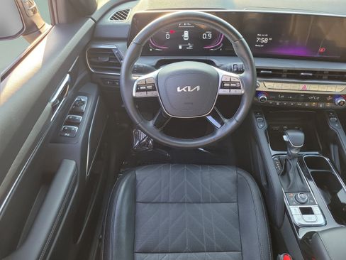 Used 2024 Kia Telluride EX X-Line AWD/4WD image 9
