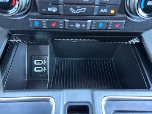 Used 2018 Ford F150 Raptor w/ Equipment Group 802A Luxury AWD/4WD image 24