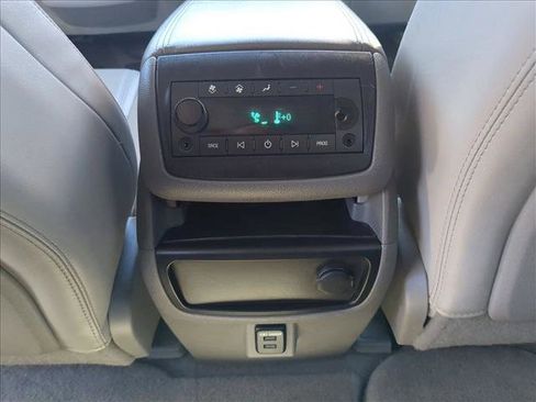 Used 2016 Buick Enclave Leather w/ Trailering Package image 17