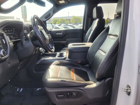 Used 2021 GMC Sierra 1500 AT4 w/ AT4 Preferred Package AWD/4WD image 10