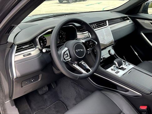 New 2026 Jaguar F-PACE R-Dynamic S AWD/4WD image 4