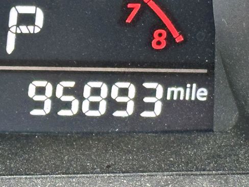 Used 2015 MAZDA MAZDA3 i Touring image 13