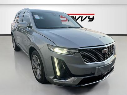 Used 2025 Cadillac XT6 Premium Luxury