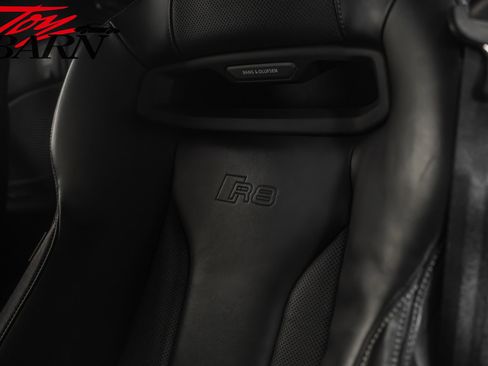 Used 2017 Audi R8 V10 plus image 30