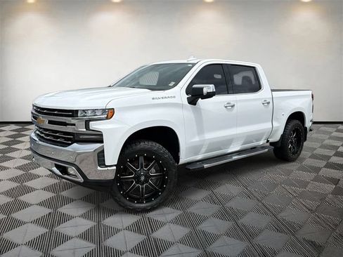 Used 2019 Chevrolet Silverado 1500 LTZ w/ LTZ Premium Package AWD/4WD image 11