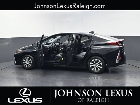 Used 2022 Toyota Prius Prime XLE FWD image 37