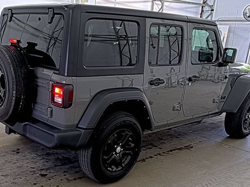 Used 2022 Jeep Wrangler Unlimited Sport AWD/4WD image 2