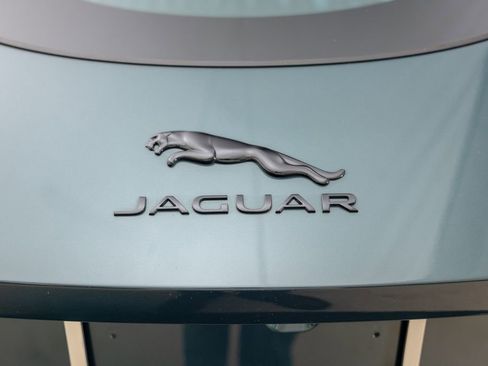 Used 2024 Jaguar F-TYPE R AWD/4WD image 15