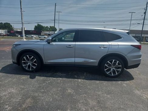 Certified 2024 Acura MDX FWD w/ Technology Package image 5