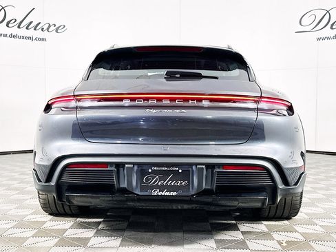Used 2022 Porsche Taycan 4S image 6