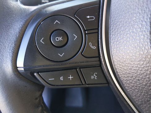 Certified 2024 Toyota Corolla SE image 19