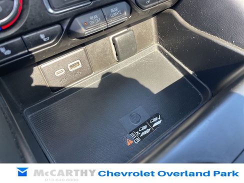 Used 2022 Chevrolet Suburban RST AWD/4WD image 33