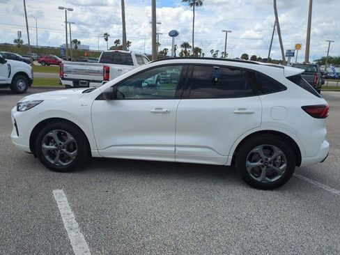 Certified 2023 Ford Escape ST-Line w/ Tech Pack #1 FWD image 7