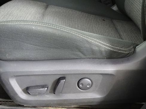 Used 2022 Nissan Rogue SV image 18