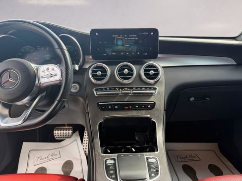 Used 2022 Mercedes-Benz GLC 300 4MATIC Coupe image 11