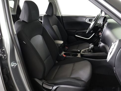 Used 2023 Kia Soul LX w/ LX Technology Package image 30