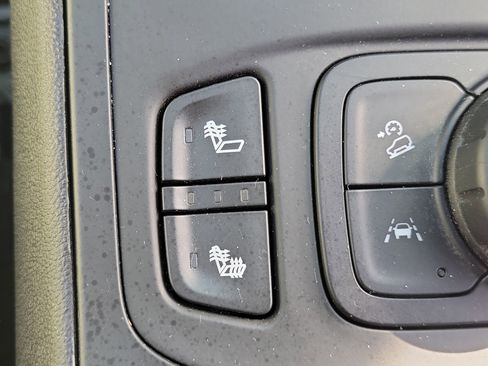 Used 2021 GMC Terrain SLT w/ Infotainment Package II image 24