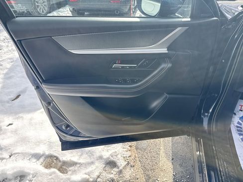 Used 2024 MAZDA CX-90 Plug-In Hybrid w/ Premium Plus image 23