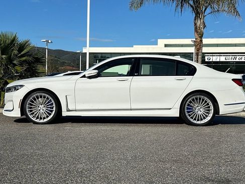 Used 2022 BMW ALPINA B7 xDrive w/ Luxury Rear Seating Package AWD/4WD image 6