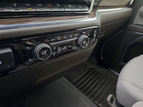 Used 2024 Chevrolet Silverado 3500 LT w/ Texas Edition RWD image 22