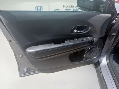 Certified 2022 Honda HR-V EX image 19