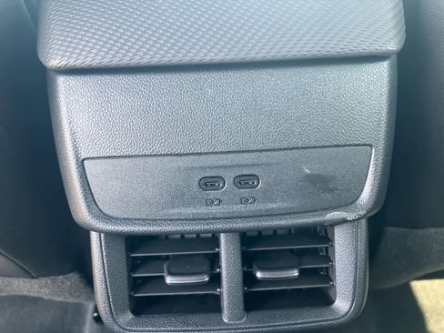 New 2026 Chevrolet Equinox LT w/ Convenience Package II FWD image 34