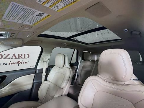 Used 2022 Lincoln Aviator Reserve w/ Equipment Group 201A RWD image 26