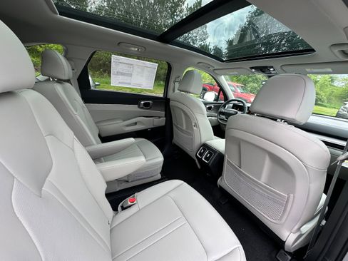 New 2026 Kia Sorento X-Line EX AWD/4WD image 16