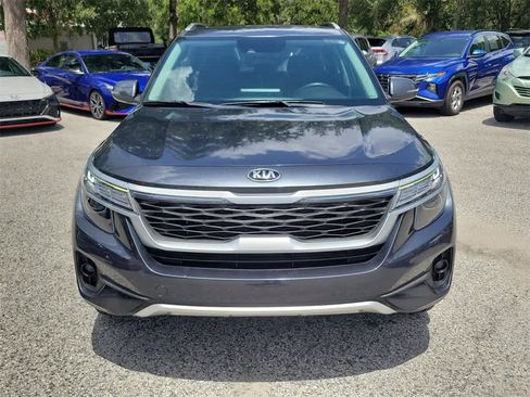 Used 2021 Kia Seltos EX image 9