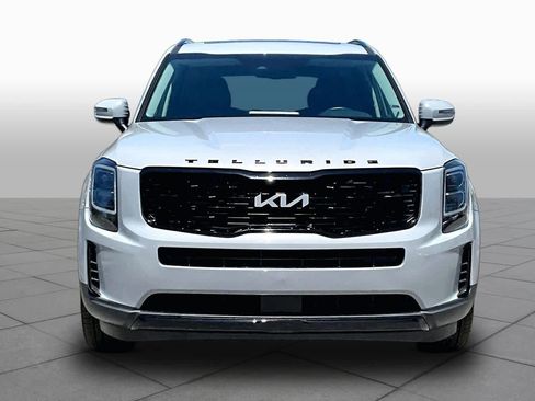 Used 2022 Kia Telluride EX w/ EX Premium Package image 4