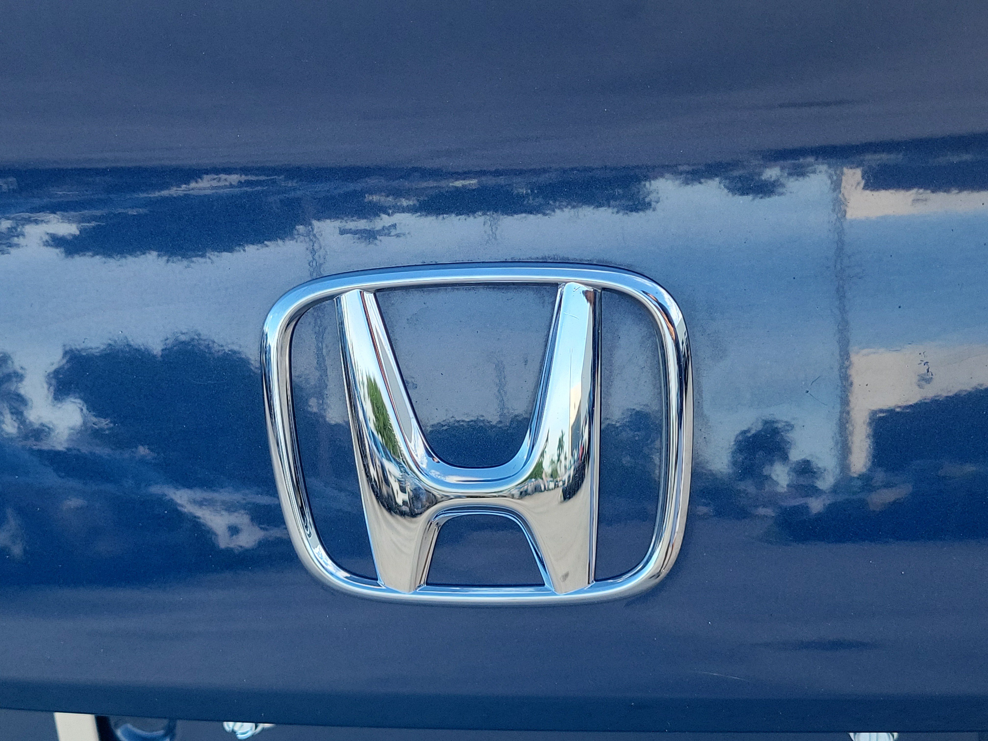Used 2025 Honda Civic LX image 32