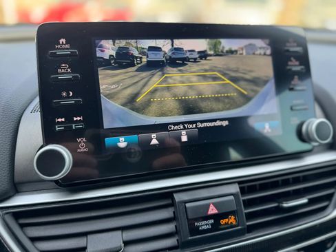 Used 2022 Honda Accord Sport image 29