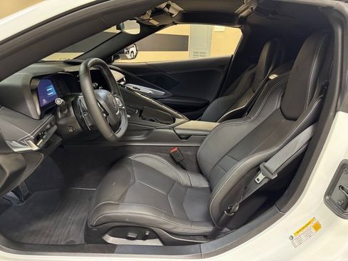 Used 2023 Chevrolet Corvette Stingray Coupe w/ 1LT image 8