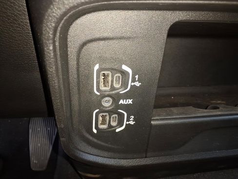 Used 2024 RAM 2500 Big Horn image 12