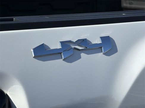 Used 2025 GMC Sierra 2500 Pro image 25